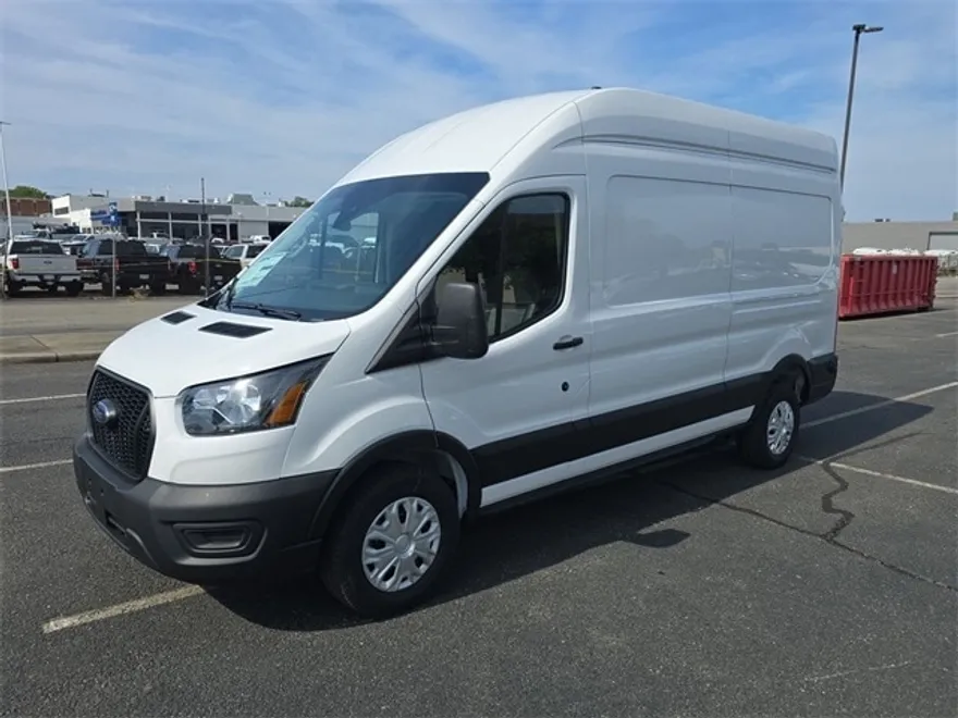 2025 Ford Transit photo 1