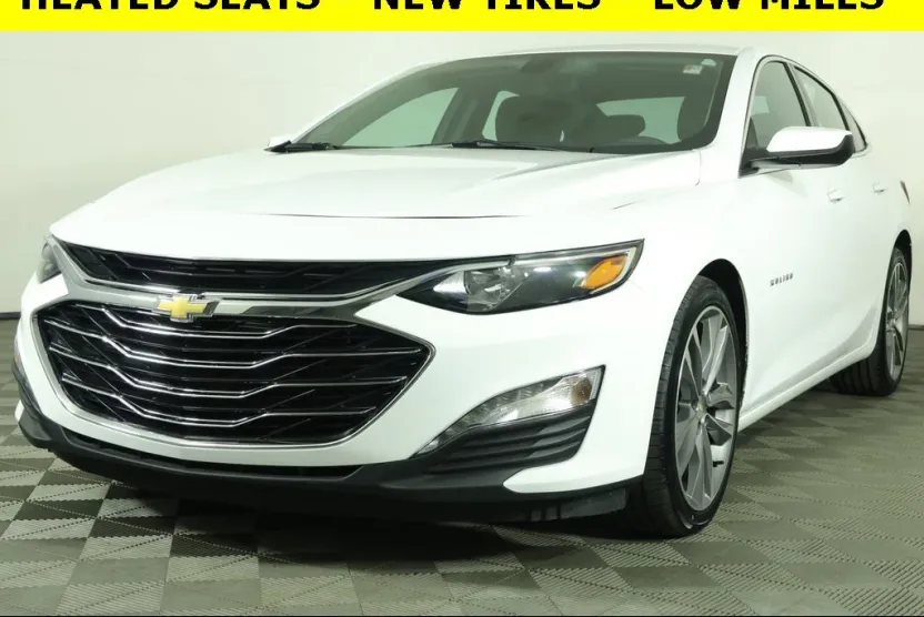 2022 Chevrolet Malibu 1LT photo 1