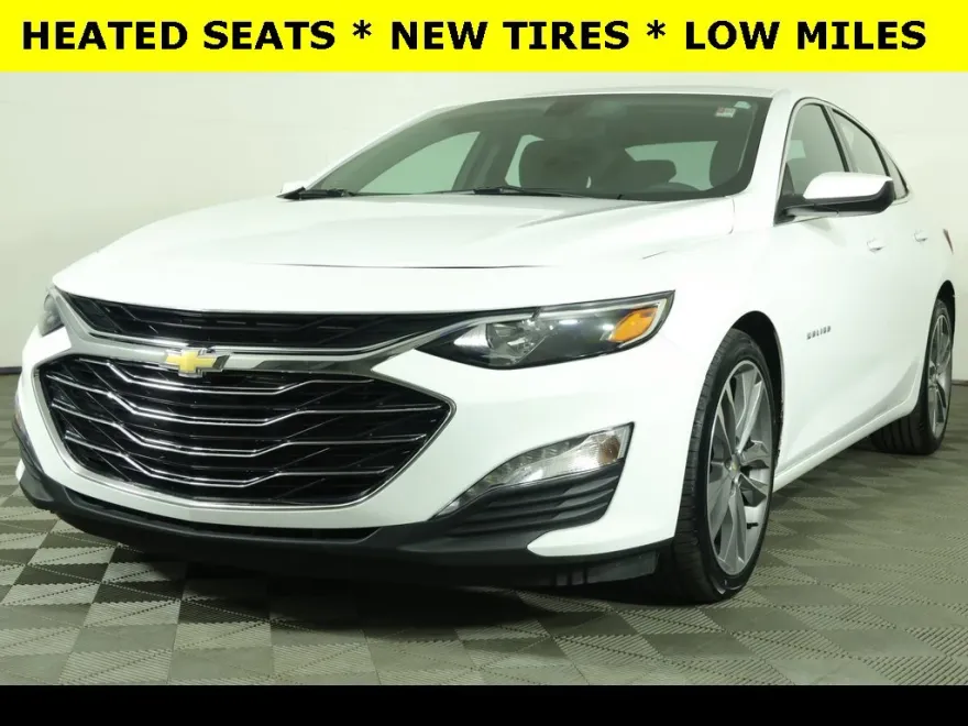 2022 Chevrolet Malibu 1LT photo 1