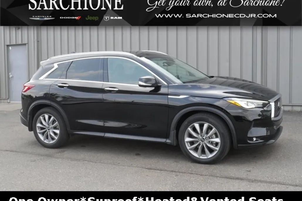 2022 Infiniti QX50 Essential photo 1