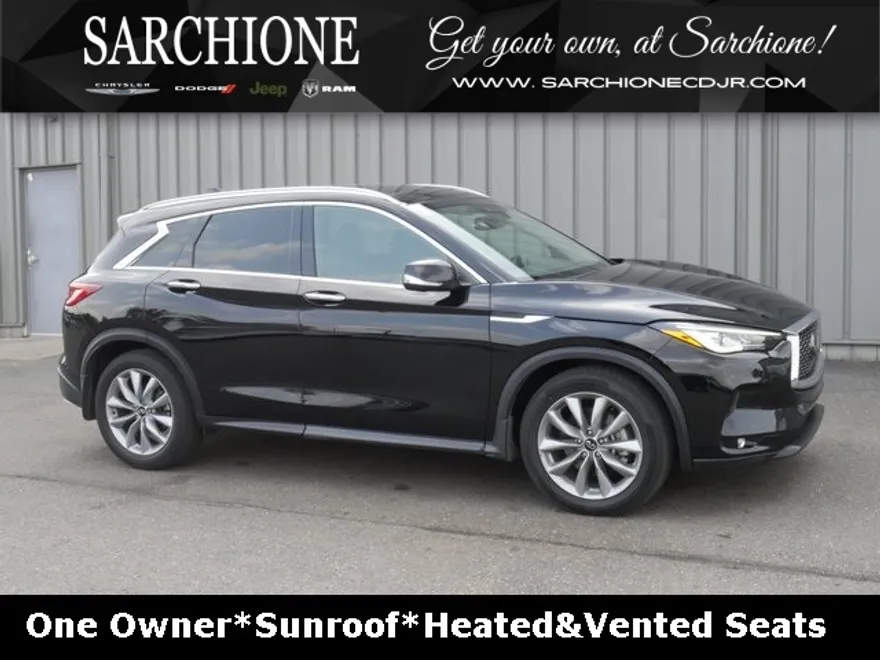 2022 Infiniti QX50 Essential photo 1