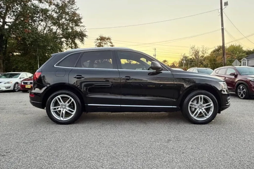 2014 Audi Q5 2.0T Premium Plus photo 1