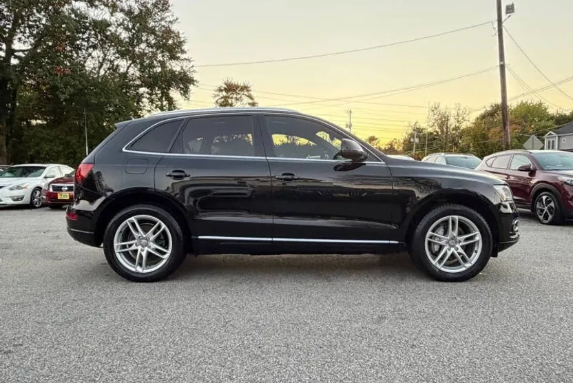 2014 Audi Q5 2.0T Premium Plus photo 1