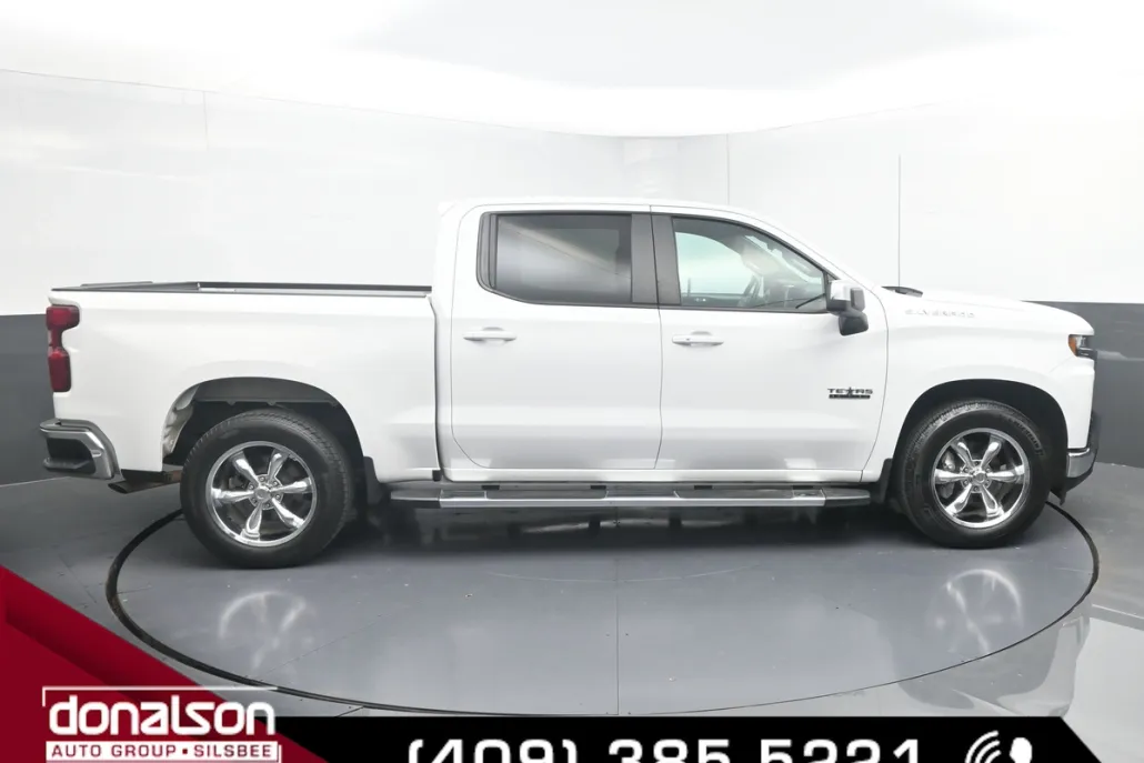 2022 Chevrolet Silverado 1500 LT photo 1