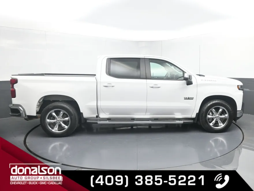 2022 Chevrolet Silverado 1500 LT photo 1