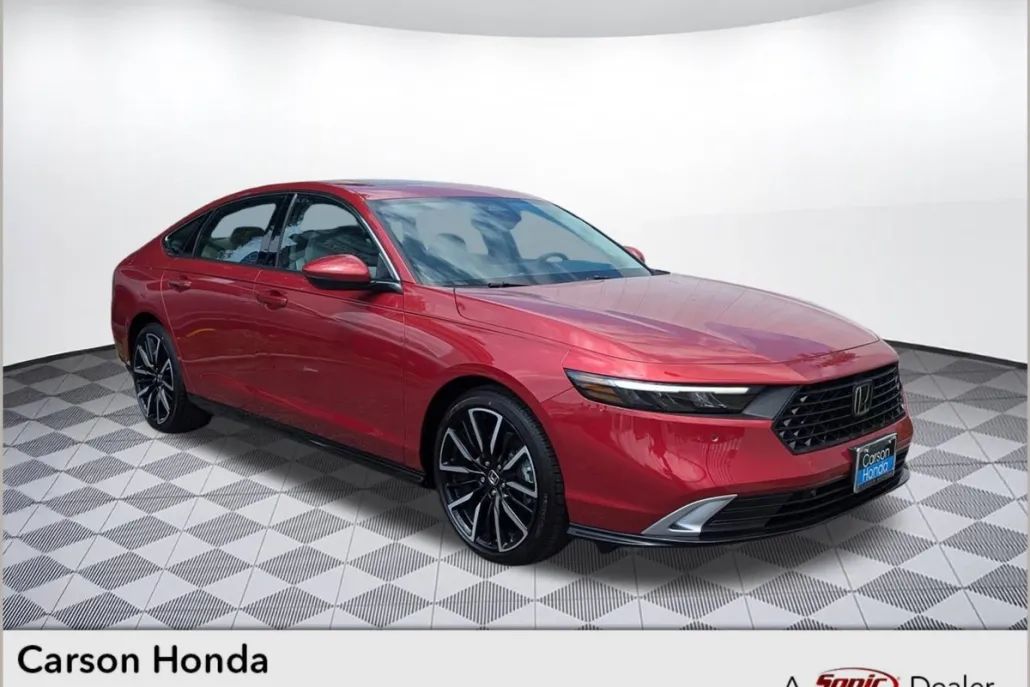 2025 Honda Accord Hybrid Touring photo 1