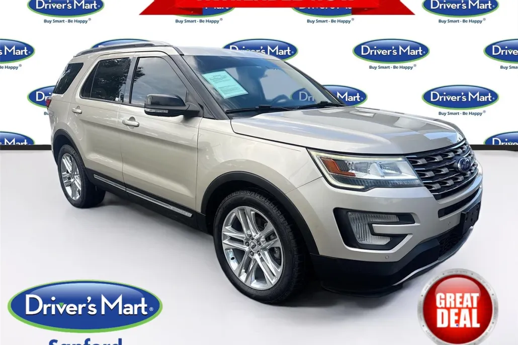 2017 Ford Explorer XLT photo 1
