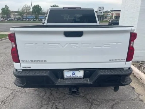 2025 Chevrolet Silverado 2500HD Custom photo 4