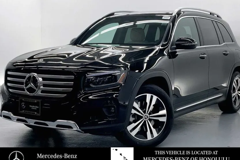 2025 Mercedes Benz GLB 250 photo 1