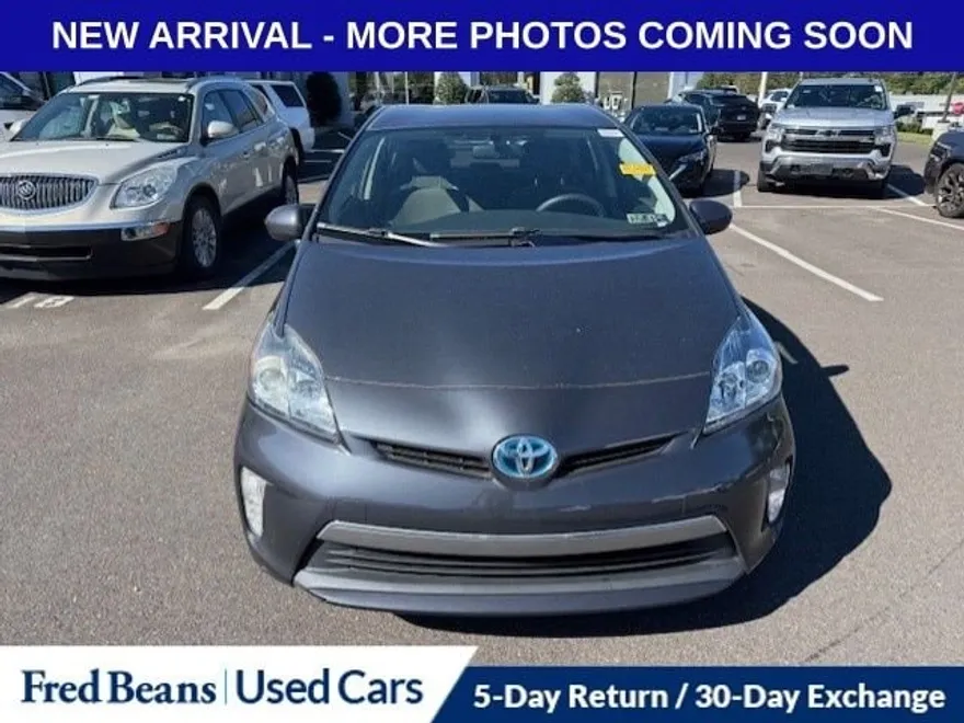 2014 Toyota Prius Plug-in Base photo 1