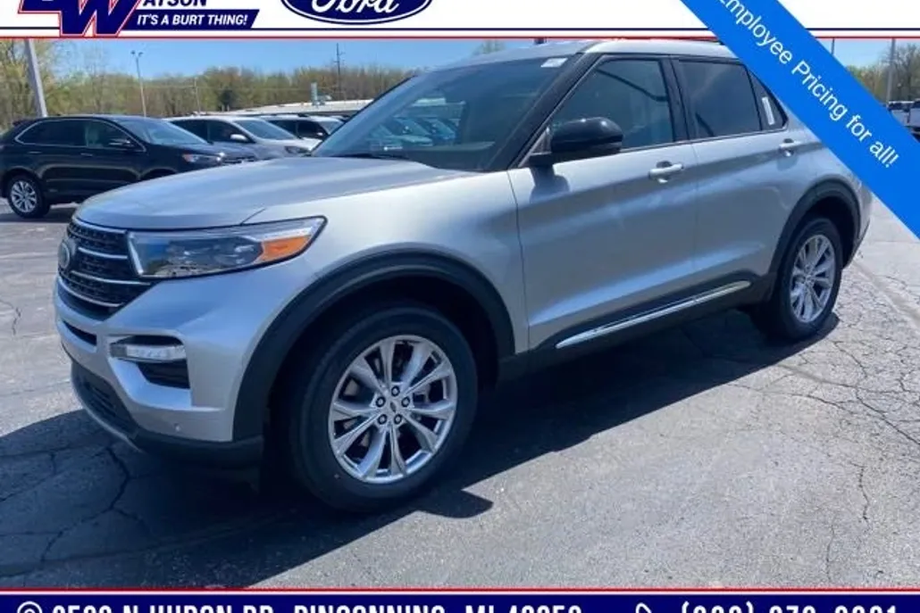 2024 Ford Explorer XLT photo 1