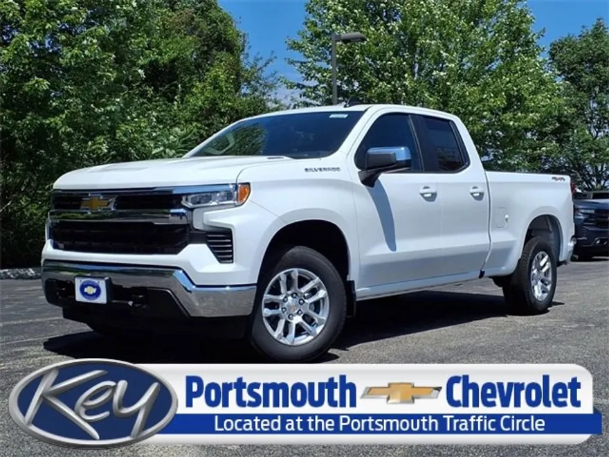 2026 Chevrolet Silverado 1500 LT photo 1