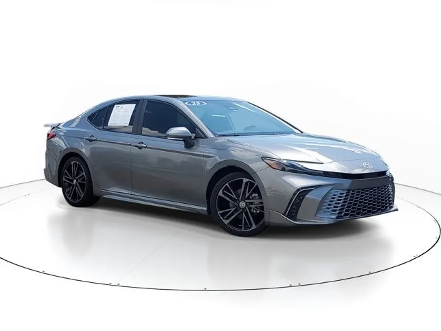 2025 Toyota Camry XSE photo 1