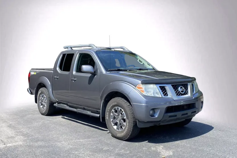 2016 Nissan Frontier PRO-4X photo 1