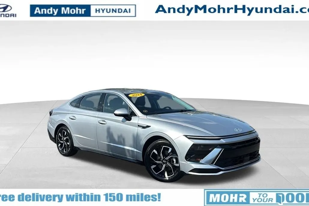 2024 Hyundai Sonata SEL photo 1