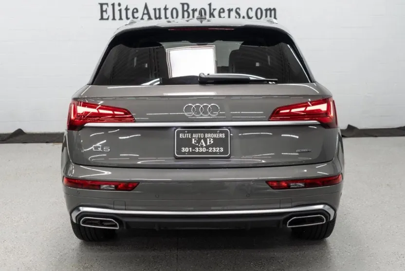 2023 Audi Q5 S line Premium 55 TFSI photo 1