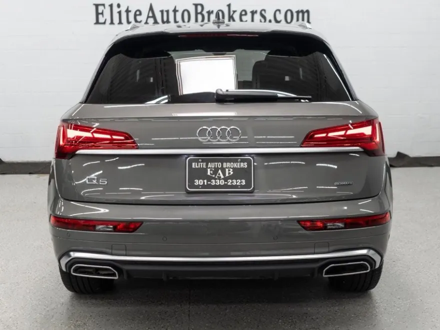 2023 Audi Q5 S line Premium 55 TFSI photo 1
