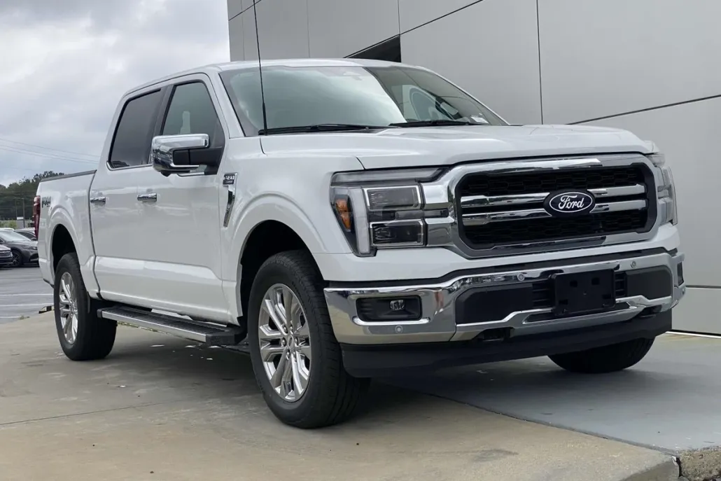 2025 Ford F-150 Lariat photo 1