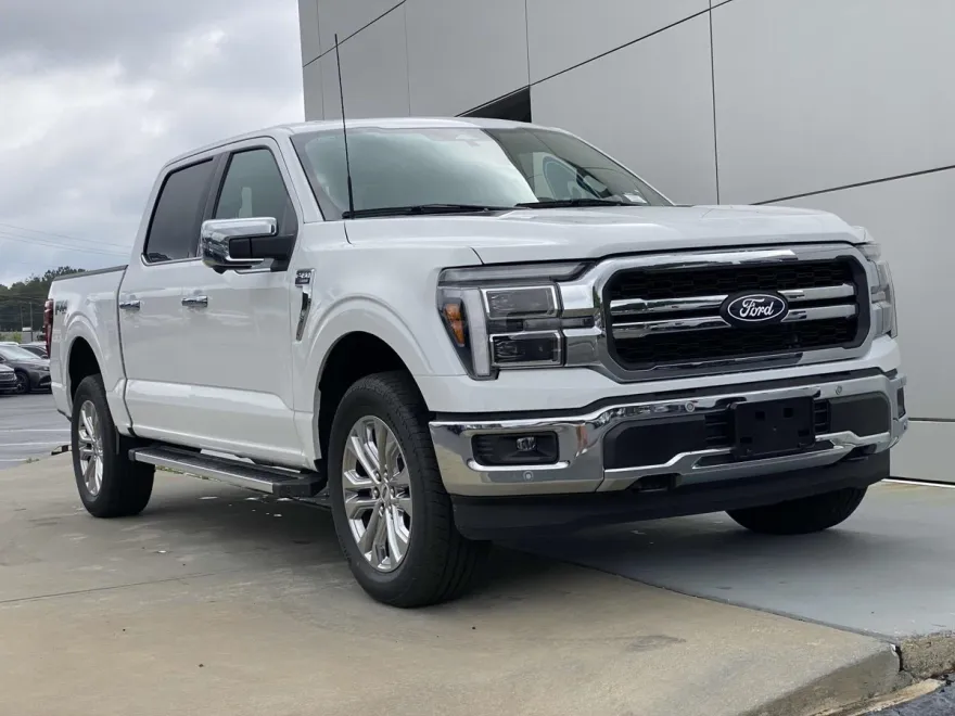 2025 Ford F-150 Lariat photo 1