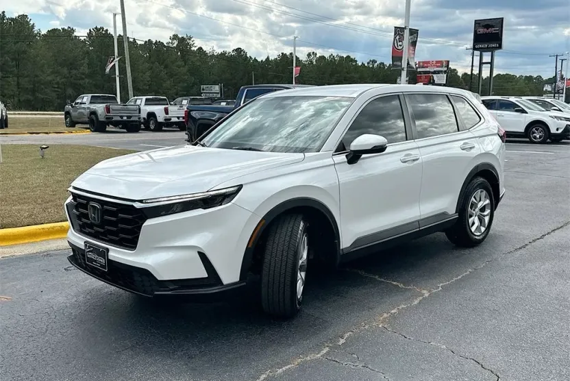 2025 Honda CR-V LX photo 1