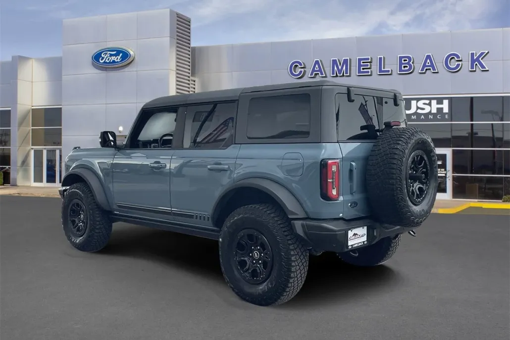 2021 Ford Bronco First Edition photo 1