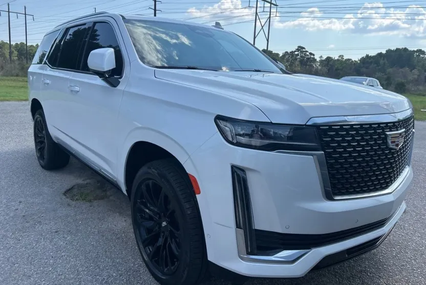 2022 Cadillac Escalade Premium Luxury photo 1