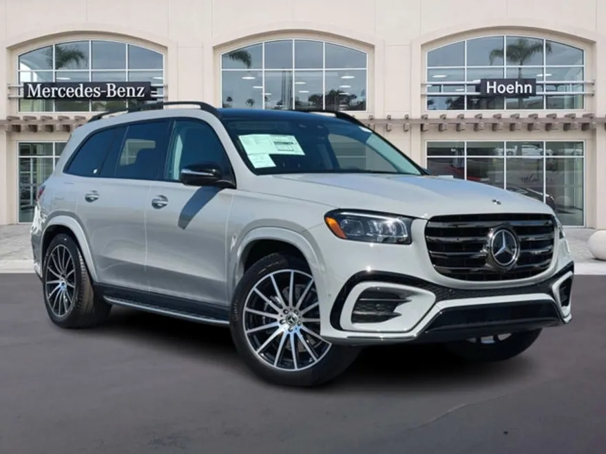 2026 Mercedes Benz GLS 450 4MATIC photo 1