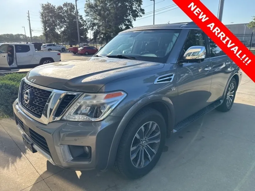 2017 Nissan Armada Platinum photo 1