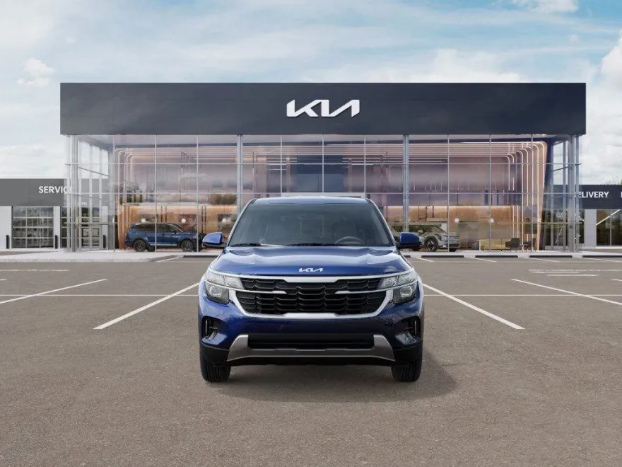 2026 Kia Seltos LX photo 1