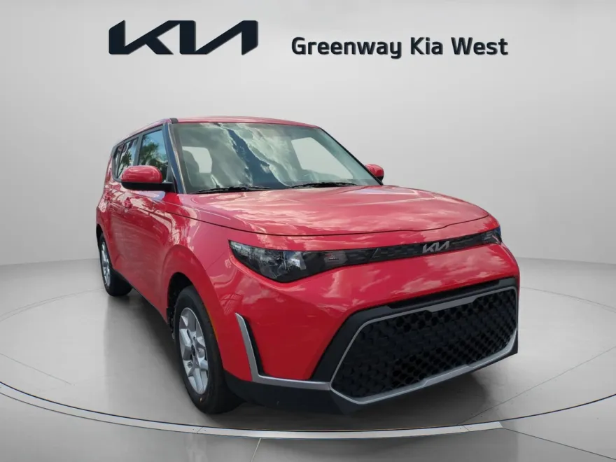 2025 Kia Soul S photo 1