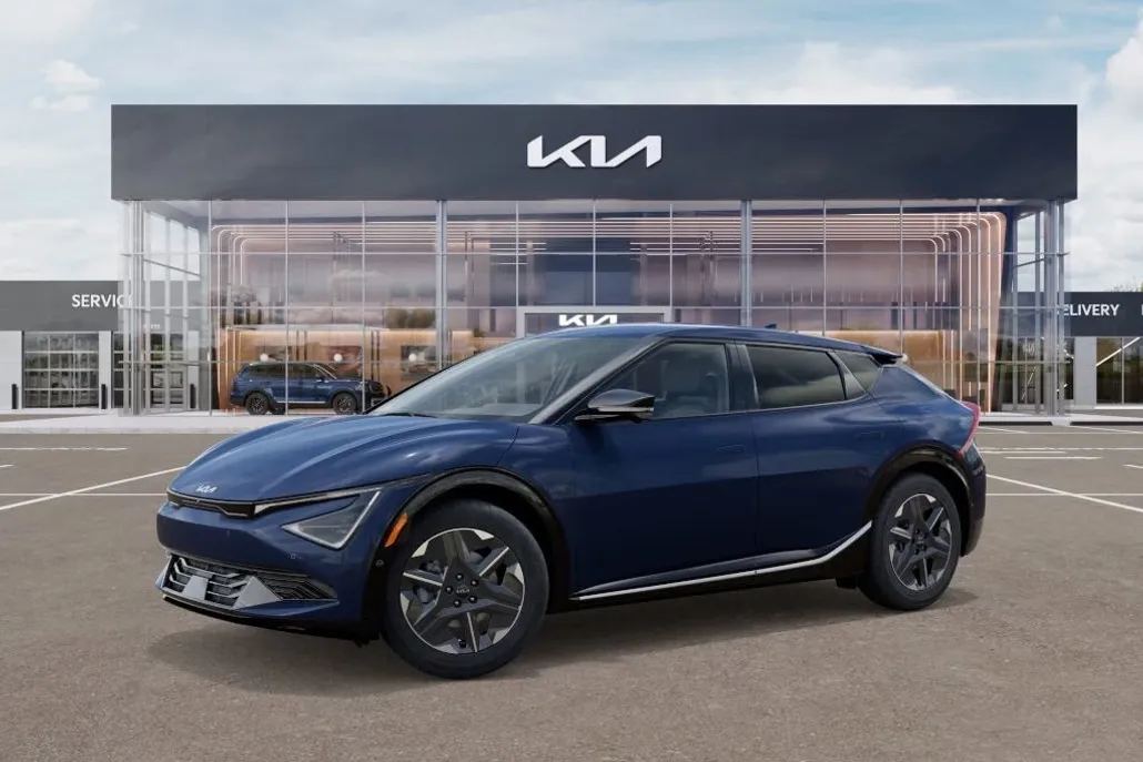 2025 Kia EV6 Light photo 1
