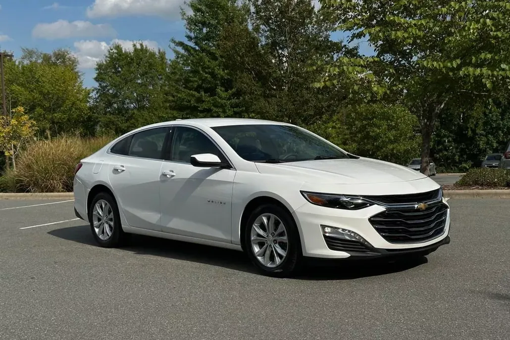 2020 Chevrolet Malibu 1LT photo 1