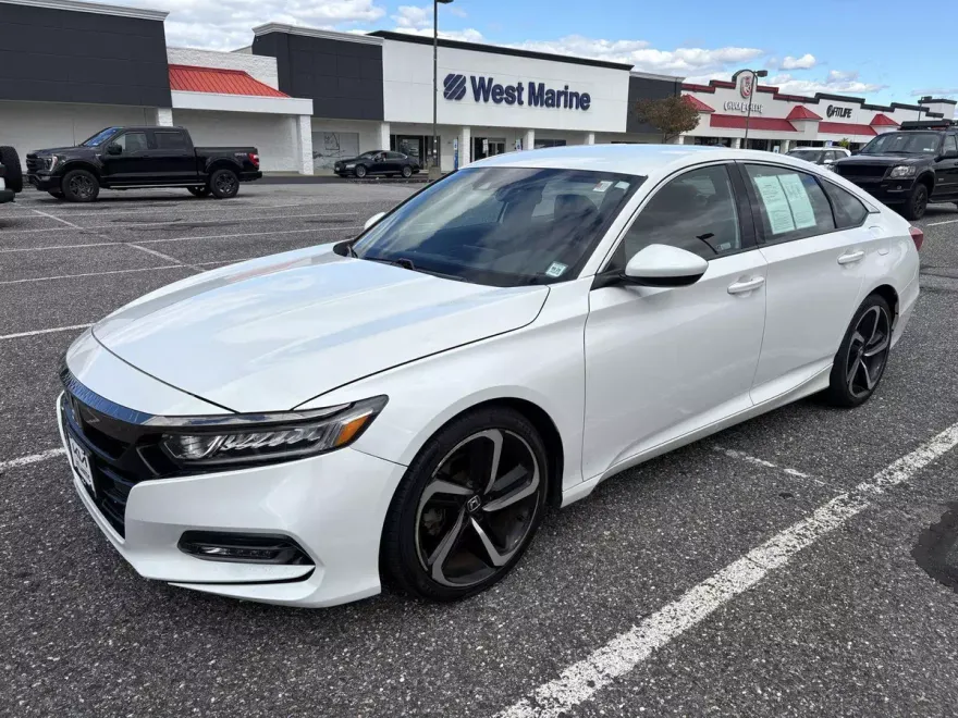 2019 Honda Accord Sport 1.5T photo 1