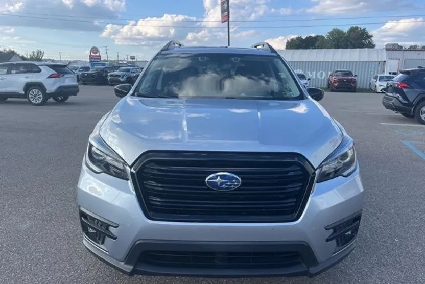 2022 Subaru Ascent Onyx Edition photo 1