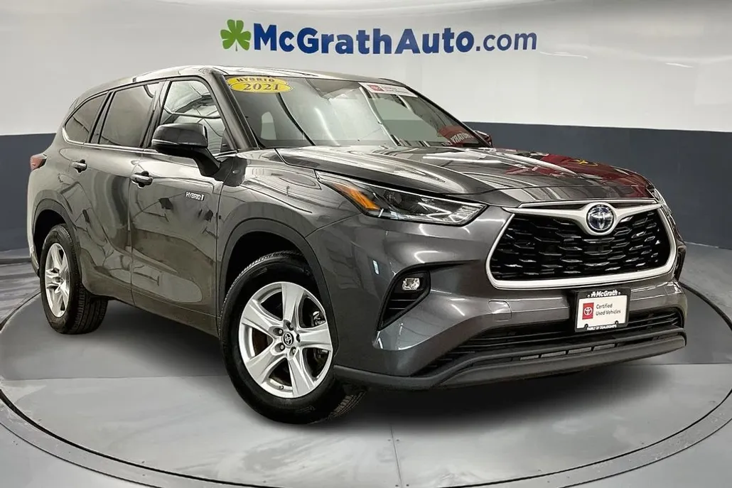 2021 Toyota Highlander Hybrid LE photo 1