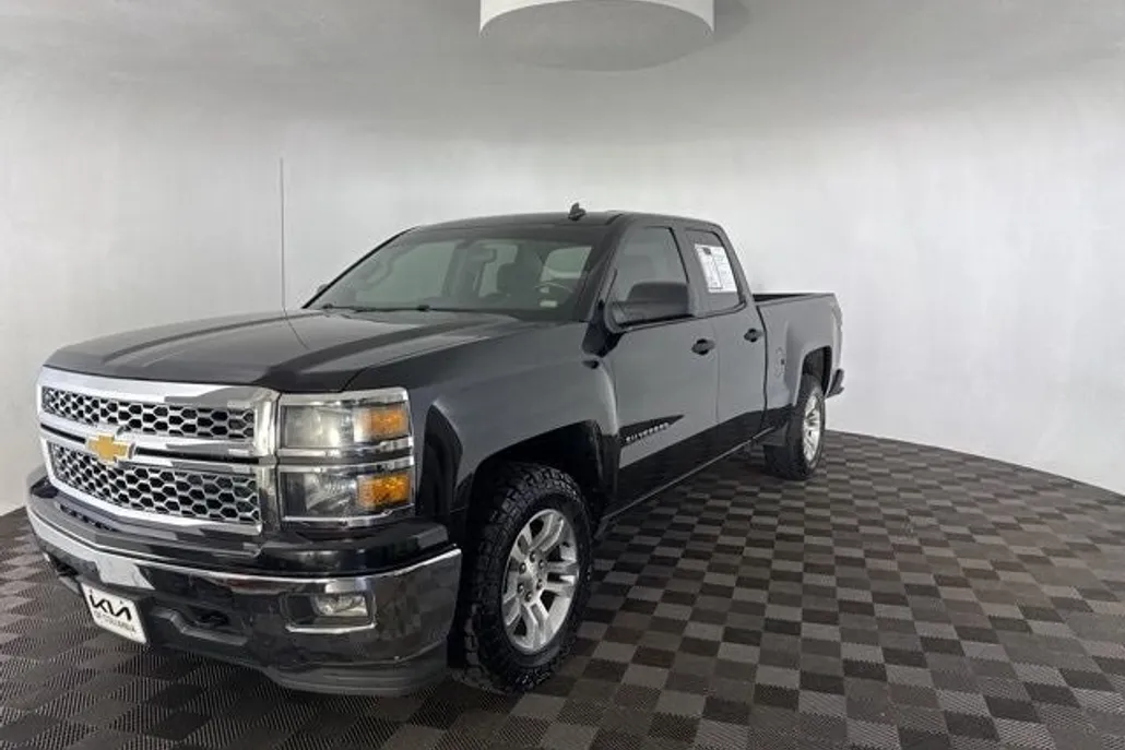 2014 Chevrolet Silverado 1500 LT photo 1