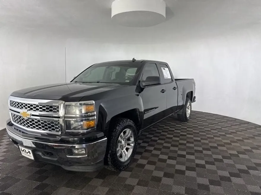 2014 Chevrolet Silverado 1500 LT photo 1