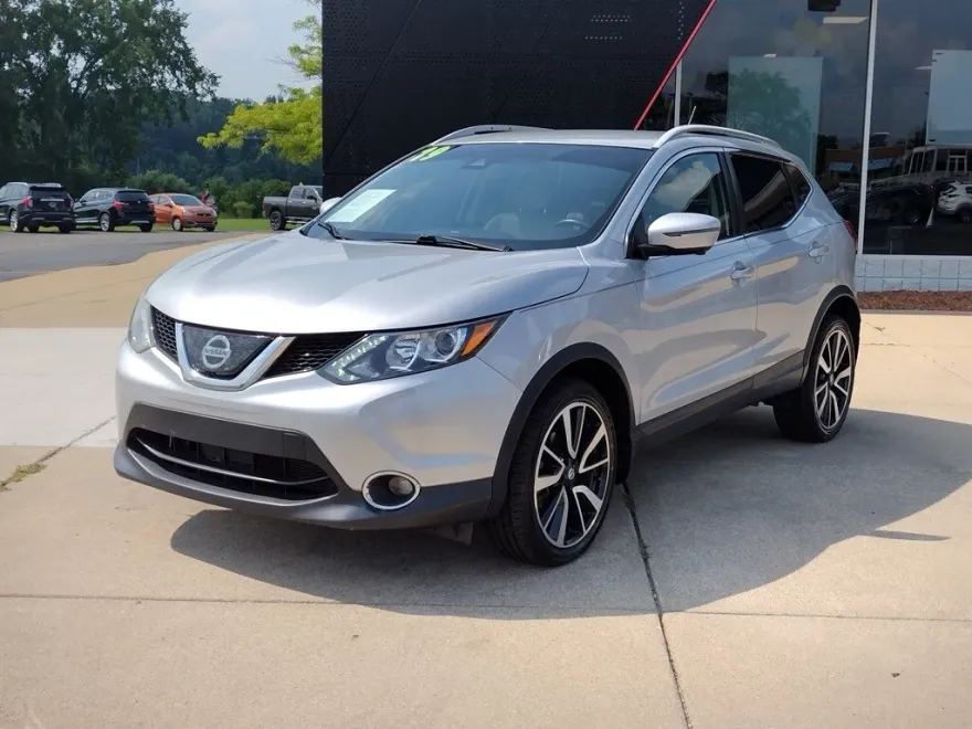 2019 Nissan Rogue Sport SL photo 1