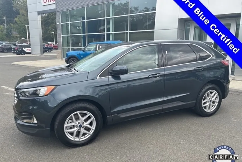 2022 Ford Edge SEL photo 1