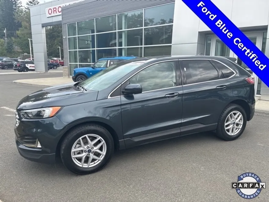 2022 Ford Edge SEL photo 1