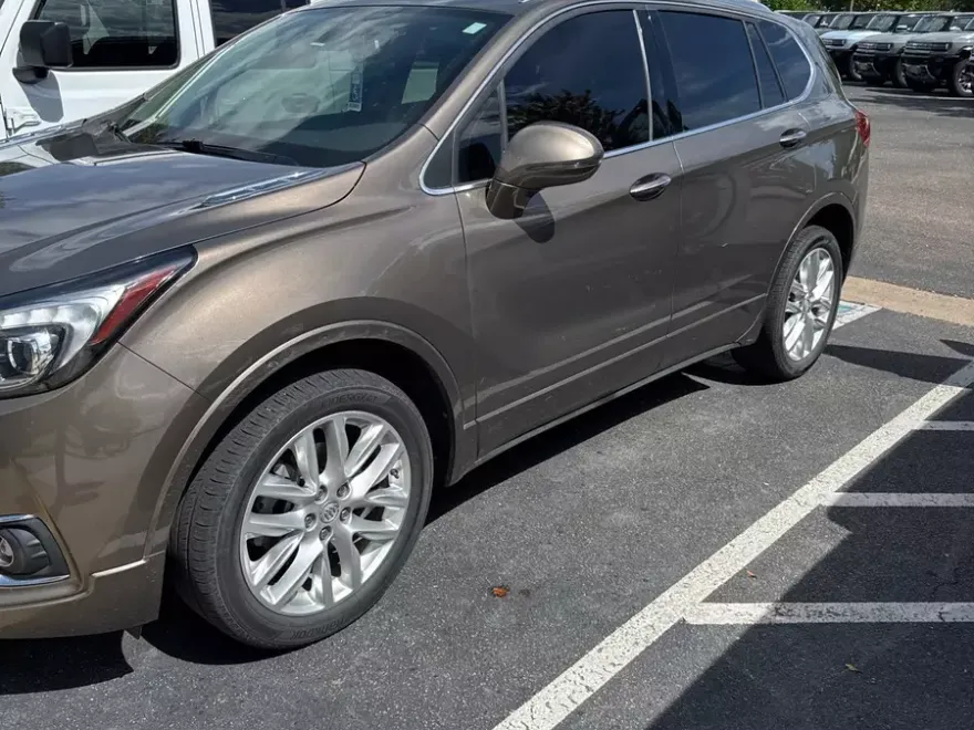 2019 Buick Envision Premium I photo 1