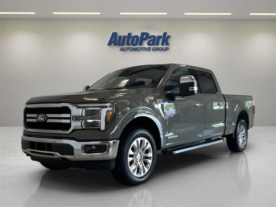 2025 Ford F-150 Lariat photo 1