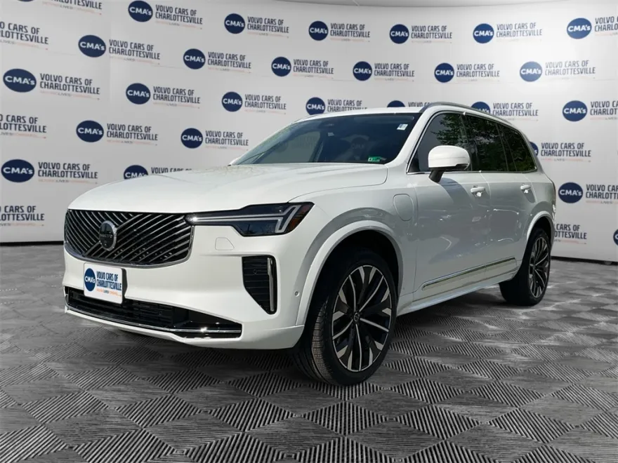 2025 Volvo XC90 Recharge T8 Plus photo 1
