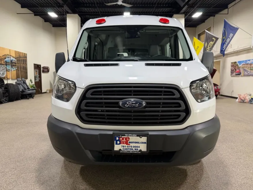 2018 Ford Transit XL Van photo 1