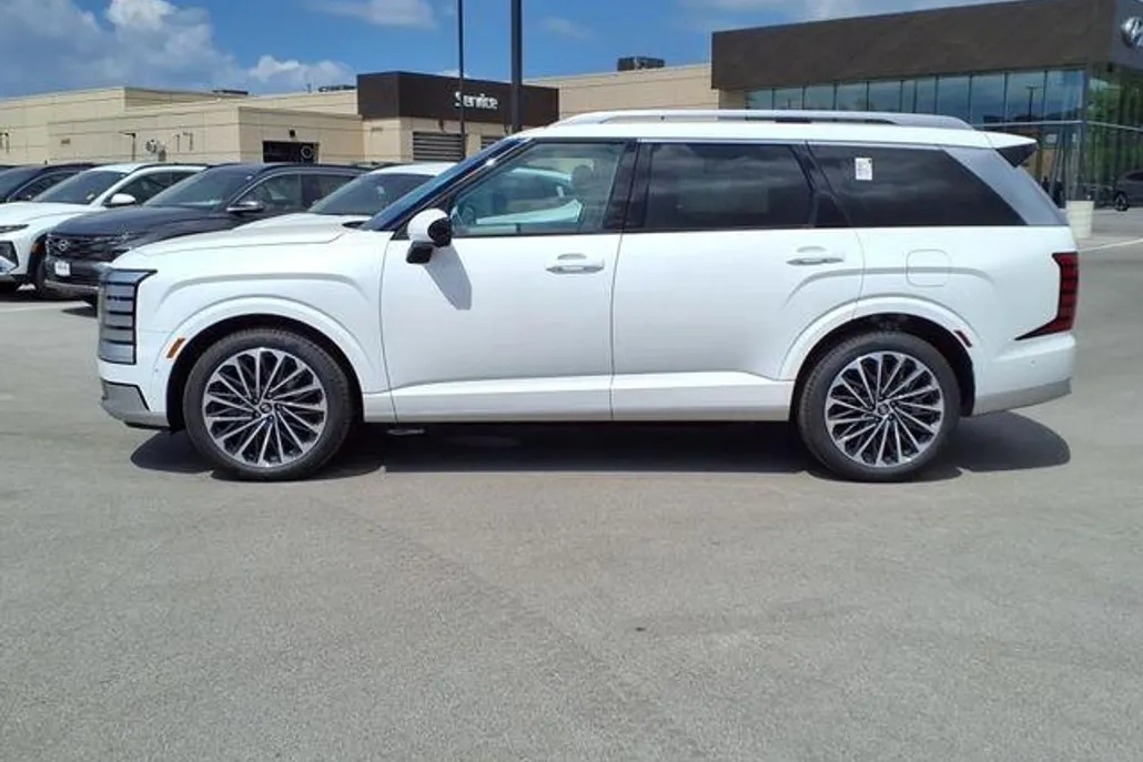 2026 Hyundai Palisade Calligraphy photo 1