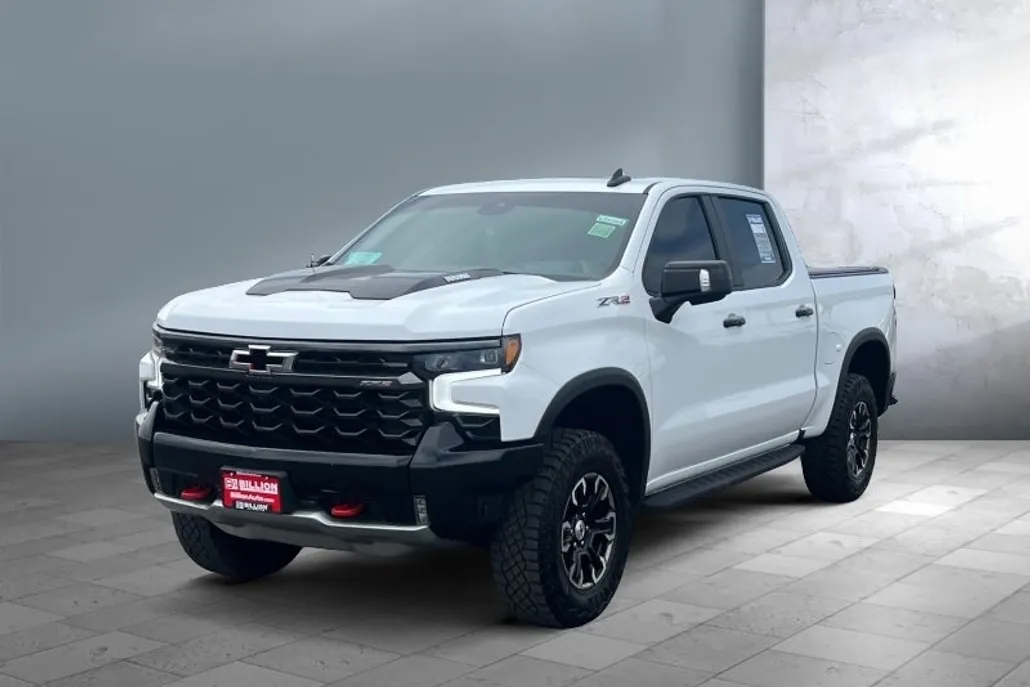 2024 Chevrolet Silverado 1500 ZR2 photo 1