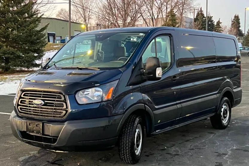 2019 Ford Transit XLT photo 1