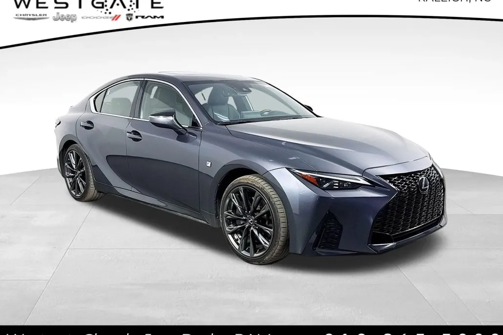 2021 Lexus IS 350 F SPORT photo 1