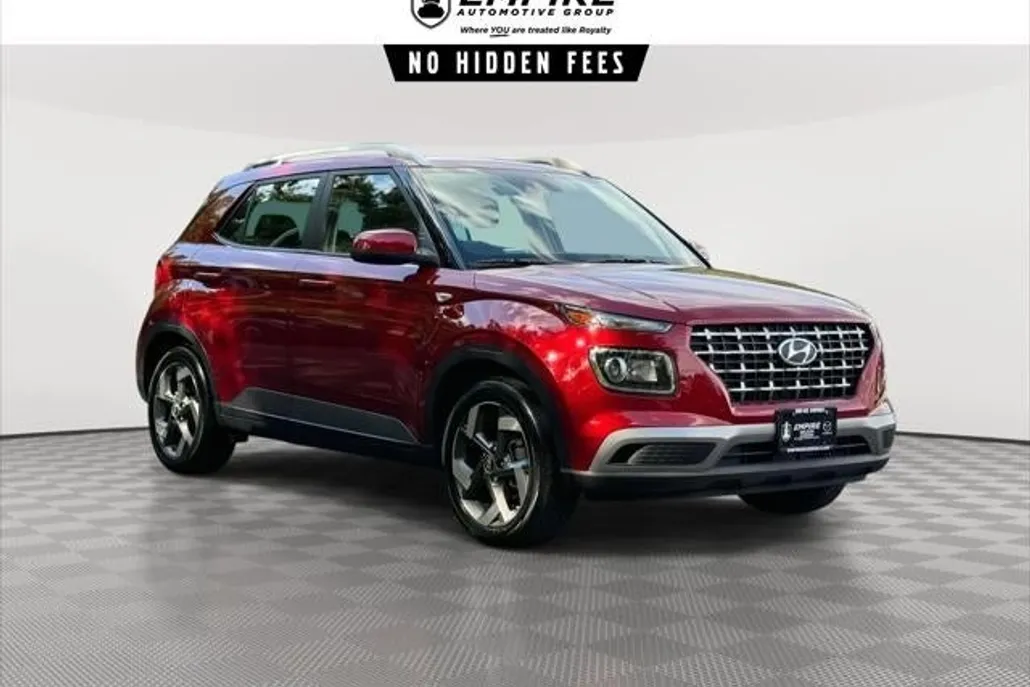 2024 Hyundai Venue SEL photo 1