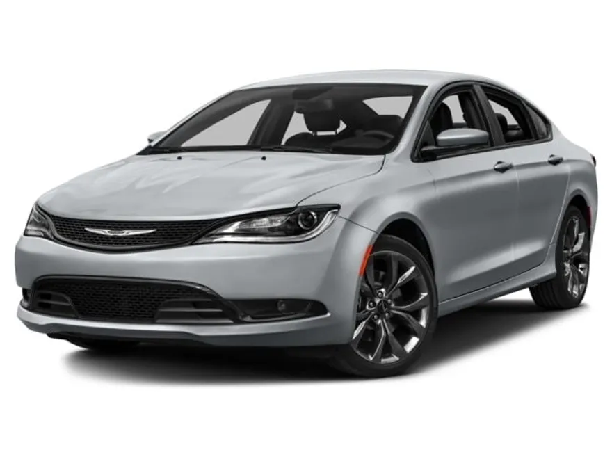 2016 Chrysler 200 Limited photo 1